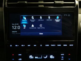 Hyundai Tucson 1.6 h T-GDi Premium (230 ps) - NAV - HEATED STEERING - BLIND SPO