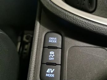Toyota Yaris Cross 1.5 VVT-h Excel E-CVT (116 ps) - HEAT AND COOL SEATS - LED - REV