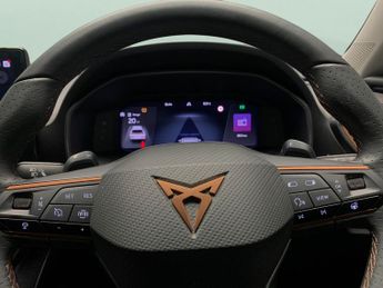 Cupra Formentor 1.5 TSI V1 DSG (150 ps) - KEYLESS ENTRY - LED - NAV