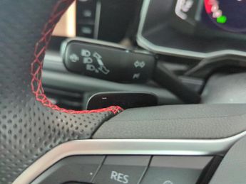 Volkswagen Polo 2.0 TSI GTI DSG (207 ps) - WIFI - LIGHT AND SIGHT PACK - BLUETOO