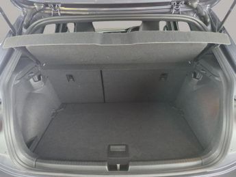 Volkswagen Polo 2.0 TSI GTI DSG (207 ps) - LIGHT AND SIGHT PACK - WIFI - BLUETOO