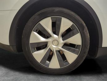 Tesla Model Y SUV RWD (346 ps) - LED - REVERSE CAM - NAV