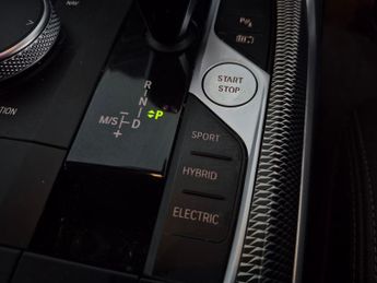BMW 3 Series 2.0 330e 12kWh M Sport Plug-in (292 ps) - REVERSE CAM - HEATED S