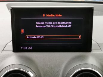 Audi Q2 1.4 TFSI CoD S line S Tronic (150 ps) - LEATHER - DAB - BLUETOOT