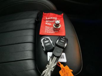 Mini Hatch 2.0 Cooper S Exclusive Steptronic (192 ps) - PIANO BLACK EXTERIO