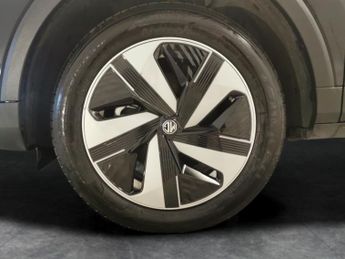 MG MG ZS 72.6kWh Trophy Long Range (156 ps) - KEYLESS ENTRY - LED - REVER