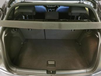 Volkswagen Polo 1.0 TSI R-Line DSG (95 ps) - BLUETOOTH - DIGITAL DASH - PADDLE S