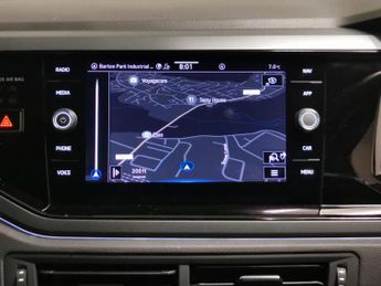 Volkswagen Polo 1.0 TSI R-Line DSG (95 ps) - BLUETOOTH - DIGITAL DASH - PADDLE S