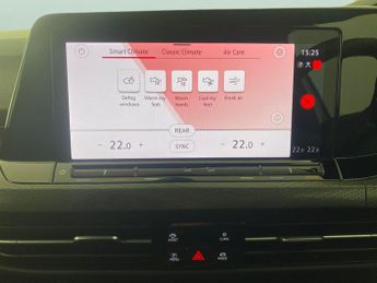Volkswagen Golf 2.0 TDI GTD DSG (200 ps) - DIGITAL DASH - PADDLE SHIFT - PARK SE
