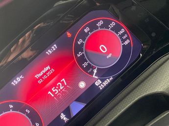 Volkswagen Golf 2.0 TDI GTD DSG (200 ps) - DIGITAL DASH - PADDLE SHIFT - PARK SE