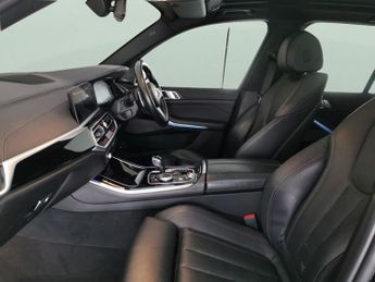 BMW X5 3.0 45e 24kWh M Sport Plug-in xDrive (394 ps) - LEATHER - PRO NA