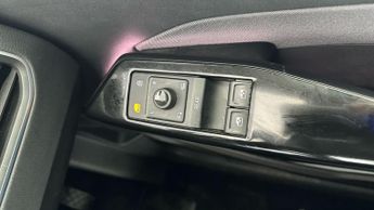 Volkswagen ID.3 Pure Performance 45kWh Life (150 ps) - BLUETOOTH - PARK SENSORS 