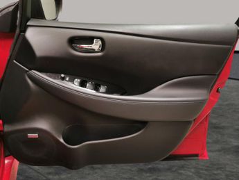 Nissan Leaf 59kWh e+ Tekna (217 ps) - LED - REVERSE CAM - NAV