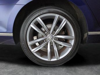 Volkswagen Passat 2.0 TDI GT DSG (190 ps) - ADAPT CRUISE - NAV - CARPLAY