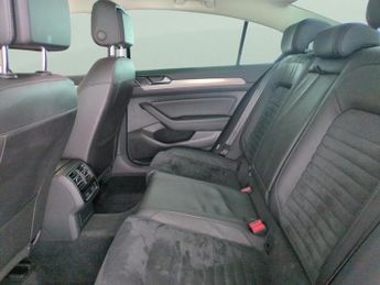 Volkswagen Passat 2.0 TDI GT DSG (190 ps) - ADAPT CRUISE - NAV - CARPLAY