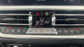 BMW 3 Series 2.0 330e 12kWh M Sport Plug-in (292 ps) - PERFORMANCE CONTROL - 