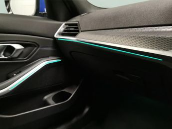 BMW 3 Series 2.0 330e 12kWh M Sport Plug-in (292 ps) - ALCANTARA - M SPORT BR