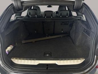 BMW 3 Series 2.0 330e 12kWh M Sport Touring Plug-in xDrive (292 ps) - HEATED 