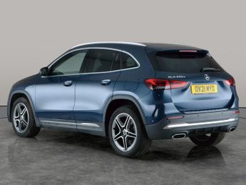 Mercedes-Benz GLA 1.3 GLA250e 15.6kWh Exclusive Edition Plug-in 8G-DCT (218 ps) - 
