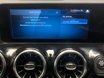 Mercedes-Benz GLA 1.3 GLA250e 15.6kWh Exclusive Edition Plug-in 8G-DCT (218 ps) - 