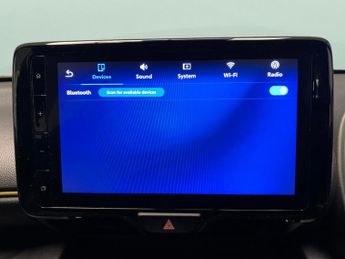 Toyota Yaris Cross 1.5 VVT-h Dynamic E-CVT AWD (116 ps) - BLUETOOTH - AIR CON