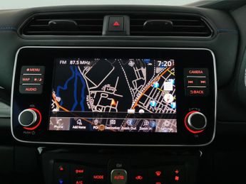 Nissan Leaf 40kWh 10 (150 ps) - LED - REVERSE CAM - NAV