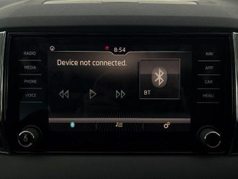 Skoda Karoq 2.0 TDI Scout DSG 4WD (150 ps) - REVERSE CAM - SMARTLINK - NAV