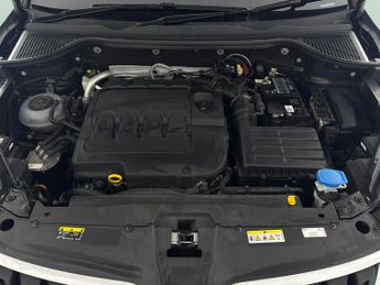 Skoda Karoq 2.0 TDI Scout DSG 4WD (150 ps) - REVERSE CAM - SMARTLINK - NAV