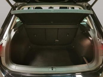 Volkswagen Tiguan 1.5 TSI Elegance DSG (150 ps) - REVERSE CAM - HEATED SEATS - NAV