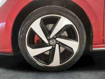 Volkswagen Polo 2.0 TSI GTI DSG (207 ps) - LIGHT AND SIGHT PACK - WIFI - BLUETOO