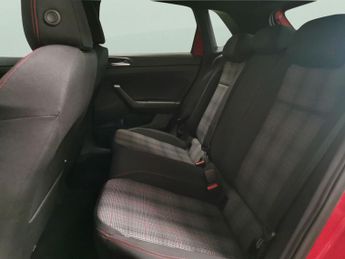 Volkswagen Polo 2.0 TSI GTI DSG (207 ps) - LIGHT AND SIGHT PACK - WIFI - BLUETOO
