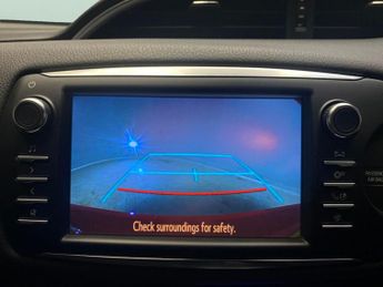 Toyota Yaris 1.5 VVT-h Excel E-CVT (100 ps) - BLUETOOTH - CRUISE - AIR CON