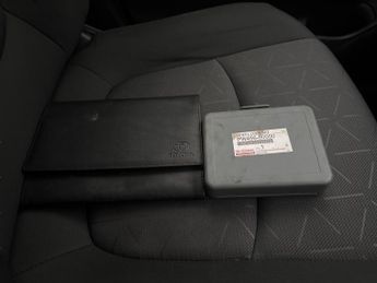 Toyota RAV4 2.5 VVT-h GPF Design CVT 4WD (222 ps) - LED - REVERSE CAM - NAV