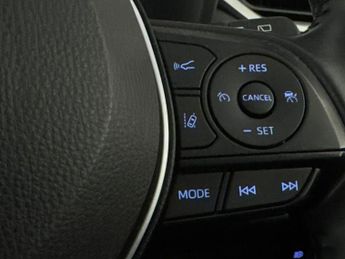 Toyota RAV4 2.5 VVT-h GPF Design CVT 4WD (222 ps) - LED - REVERSE CAM - NAV