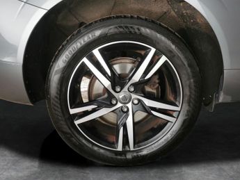 Volvo XC60 2.0 B5 MHEV R-Design AWD (250 ps) - LED - HEATED SEATS - LANE DE