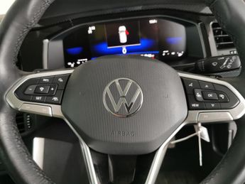 Volkswagen Polo 1.0 TSI Life DSG (95 ps) - SAT NAV - BLUETOOTH - DIGITAL DASH