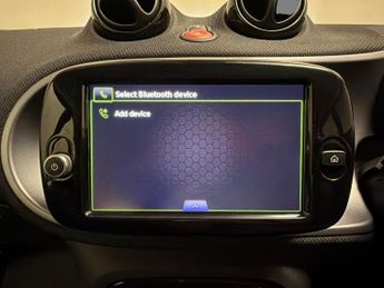 Smart Fortwo 17.6kWh Passion Advanced Coupe (22kW Charger) (82 ps) - CLIMATE 