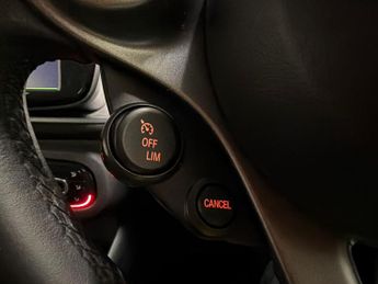 Smart Fortwo 17.6kWh Passion Advanced Coupe (22kW Charger) (82 ps) - CLIMATE 