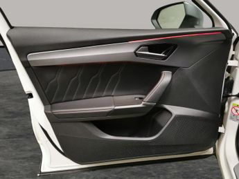 Cupra Formentor 1.4 eHybrid 12.8kWh VZ1 Plug-in DSG (245 ps) - LED - REVERSE CAM