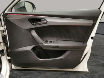 Cupra Formentor 1.4 eHybrid 12.8kWh VZ1 Plug-in DSG (245 ps) - LED - REVERSE CAM