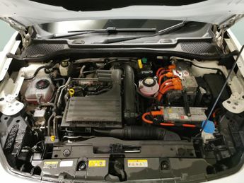Cupra Formentor 1.4 eHybrid 12.8kWh VZ1 Plug-in DSG (245 ps) - LED - REVERSE CAM