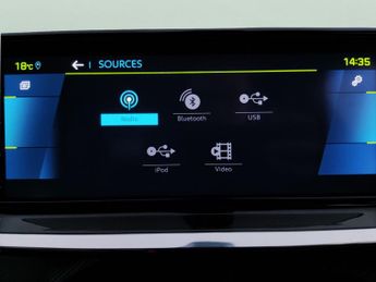 Peugeot E-208 50kWh GT (136 ps) - PARK ASSIST - LED - REVERSE CAM
