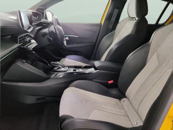 Peugeot E-208 50kWh GT (136 ps) - PARK ASSIST - LED - REVERSE CAM