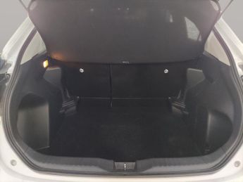 Toyota Yaris Cross 1.5 VVT-h Icon E-CVT (116 ps) - LANE TRACE ASSIST - LANE DEPARTU