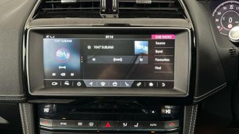 Jaguar F-PACE 2.0 D180 Chequered Flag AWD (180 ps) - PADDLE SHIFT - SPEED LIMI