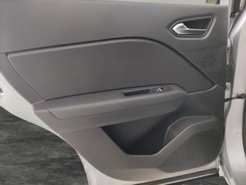 Renault Captur 1.6 E-TECH techno (145 ps) - LANE DEPARTURE  - BLUETOOTH - COMFO