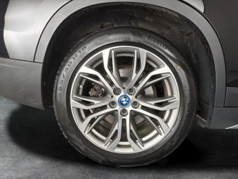 BMW X1 1.5 25e 10kWh xLine Plug-in xDrive (220 ps) - TOWBAR - DETACHABL