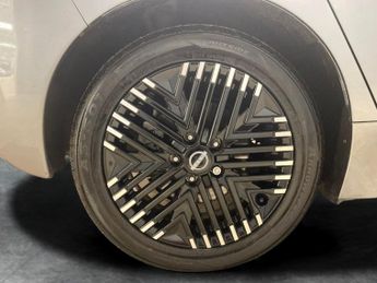 Nissan Leaf 39kWh N-Connecta (150 ps) - BLIND SPOT ASSIST - LANE DEPARTURE  