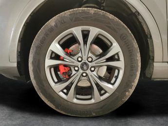 Ford Kuga 2.5 Duratec 14.4kWh ST-Line Edition Plug-in CVT (225 ps) - REVER