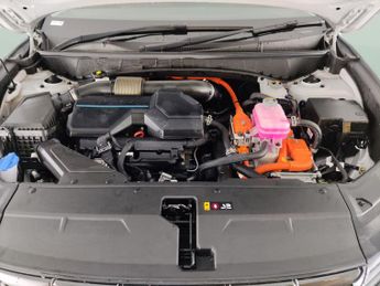 Hyundai Tucson 1.6 h T-GDi SE Connect (230 ps) - REVERSE CAM - SAT NAV - BLUETO